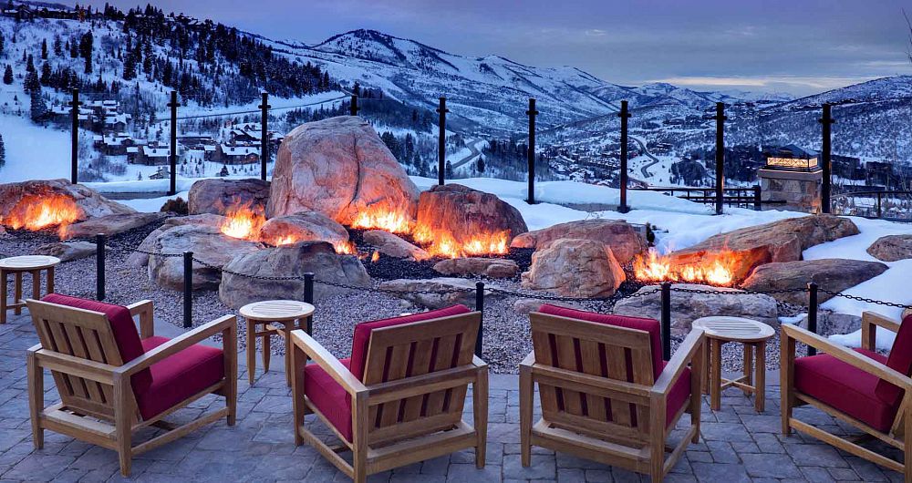 A top spot for après and watch a stunning Utah sunset. - image_10